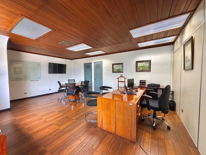VENDO EDIFICIO DE 3 PISOS EN GOICOECHEA. - Imagen 9