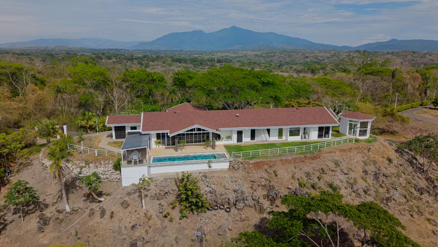 Venta de Casa en La Ceiba Orotina con Vista al Mar - Imagen 4