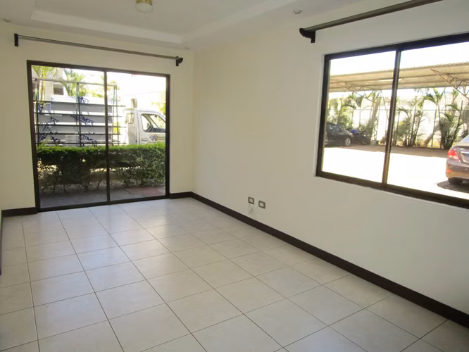 Apartamento tipo casa en Cariari, Belén, Heredia - Imagen 11