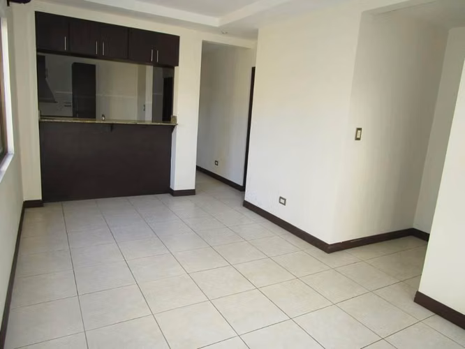 Apartamento tipo casa en Cariari, Belén, Heredia - Imagen 3