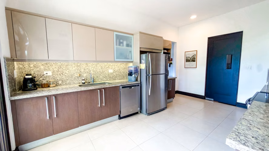 Casa Serena: 3 habitaciones en un solo piso, Lindora - Imagen 8