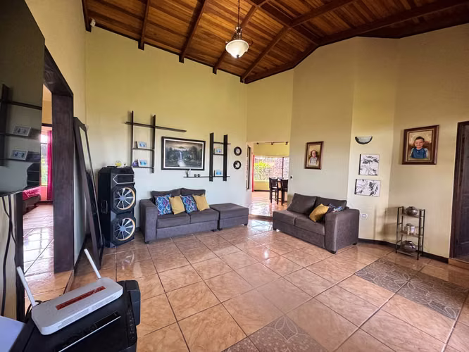 Casa en Venta Grecia - Imagen 5