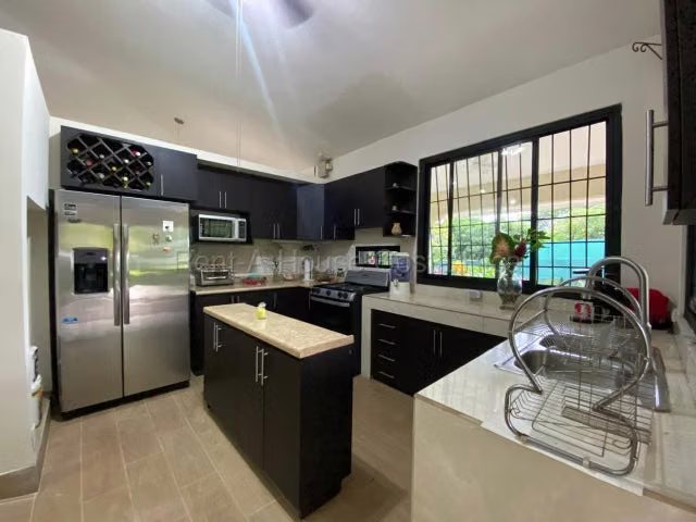 Alquiler de Quinta para casa de cuido de adulto mayor  en Turrúcares de Alajuela. 27-435 - Imagen 2