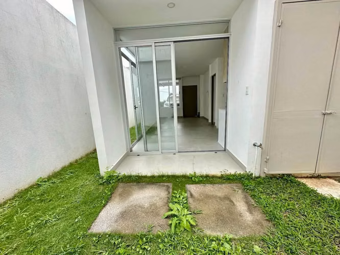 VIVÍ EN CONDOMINIO VISTAS SANTA ANA – CASA EN ALQUILER - RÍO ORO - Imagen 2