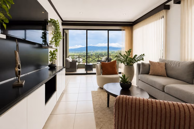 Venta Casa Independiente en Residencial en La Ribera de Belén, Heredia