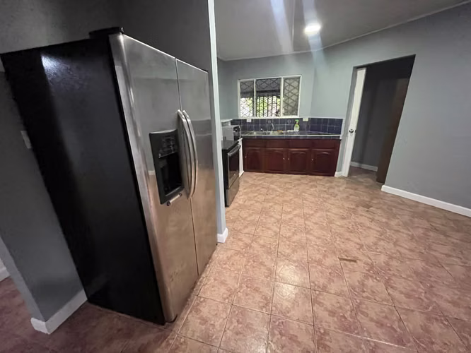 Alquiler apartamento 2 habitaciones, servicios incluidos. Brasil de Mora