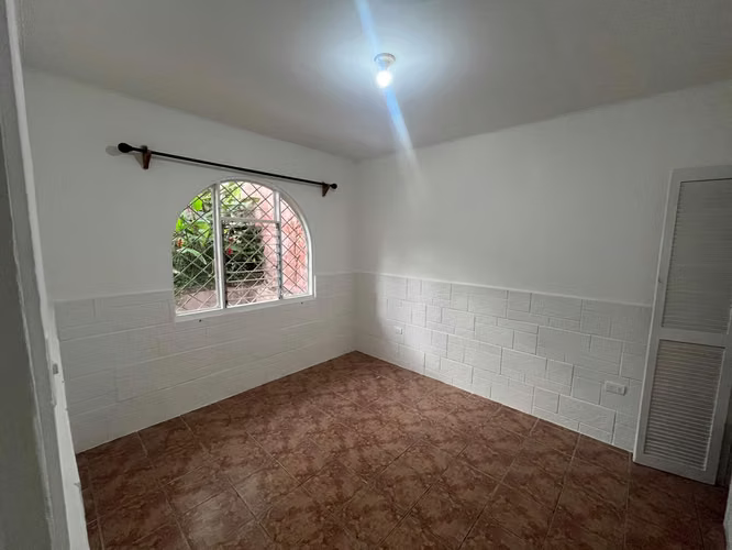 Alquiler apartamento 2 habitaciones, servicios incluidos. Brasil de Mora