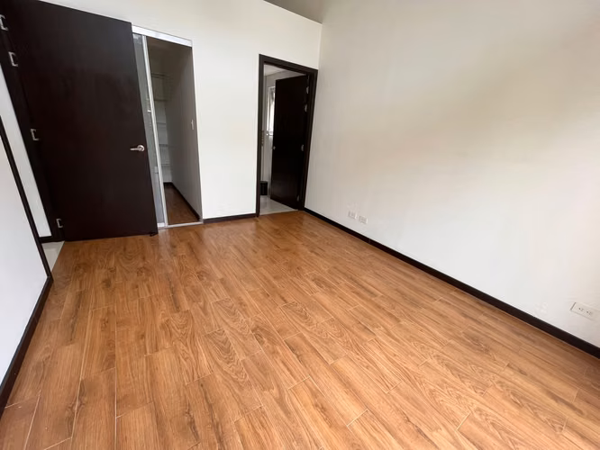 Se Alquila Apartamento en San Nicolas de Bari - Imagen 9