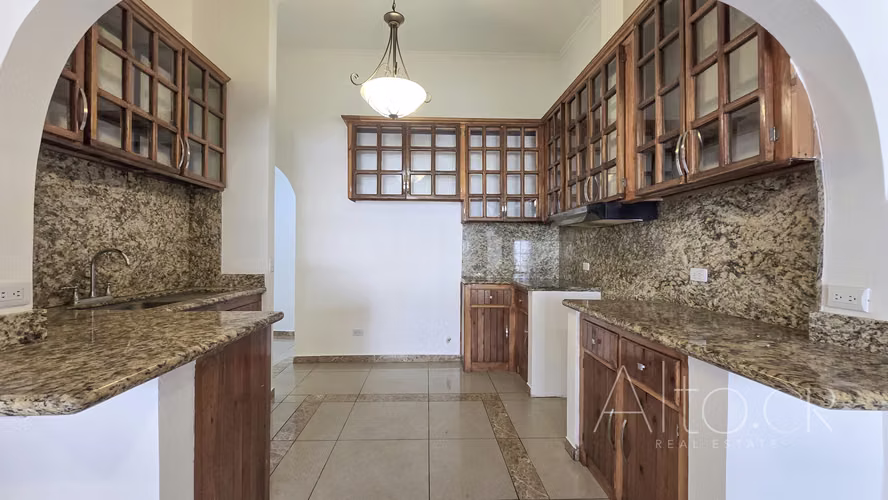 SANTA ANA CASA INDEPENDIENTE  DE  3 HABITACIONES  |  PORTON CERRADO - Imagen 5