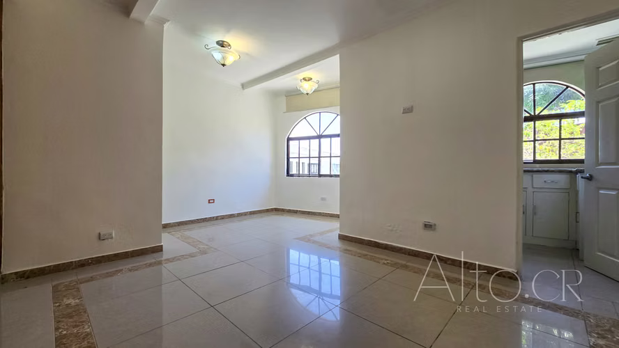 SANTA ANA CASA INDEPENDIENTE  DE  3 HABITACIONES  |  PORTON CERRADO - Imagen 6
