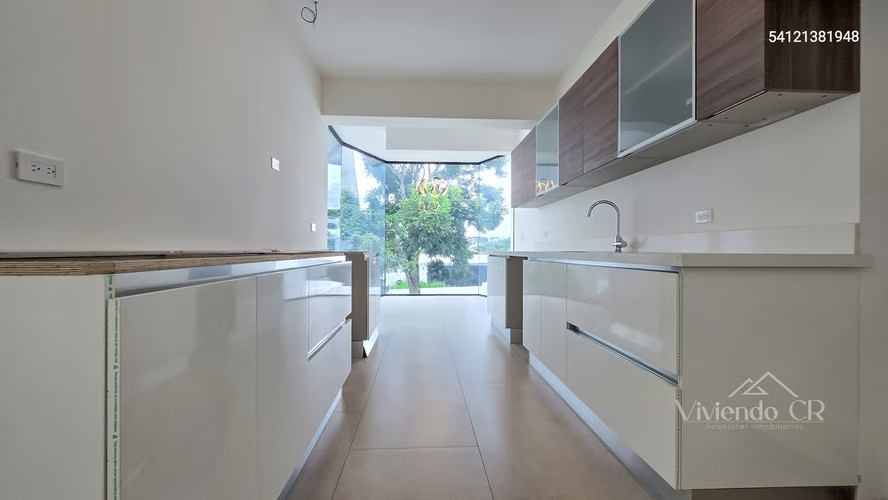 MUDATE HOY  APTO CON LINDA VISTA DE 3 HABITACIONES  |  ESCAZU - Imagen 3