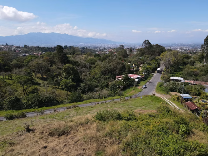Terreno esquinero venta en Rancho Redondo, Goicoechea con espectacular vista - Imagen 12