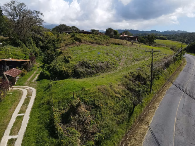 Terreno esquinero venta en Rancho Redondo, Goicoechea con espectacular vista - Imagen 10