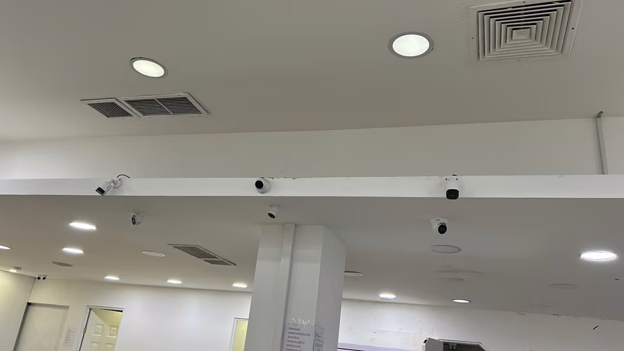 Venta de Local en Excelente Ubicación en Terramall - Imagen 8
