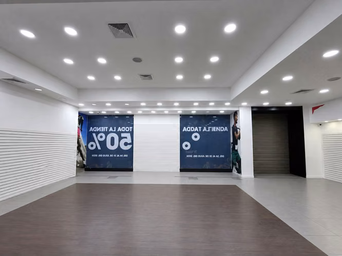 Alquiler de Local Comercial en Excelente Punto en Terramall