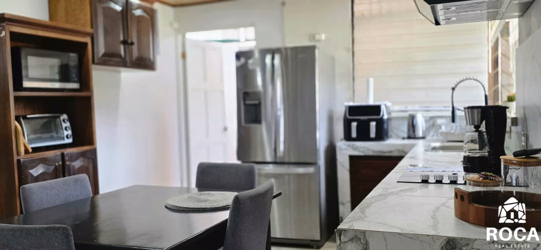Venta de linda y acogedora casa en Perez Zeledon - Imagen 6