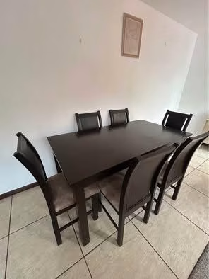 Juego de comedor con 6 sillas