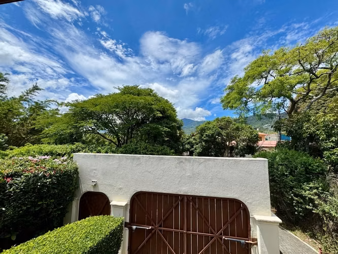 Casa España | Colonial Española de Una Planta con Apartamento Independiente en Escazú ID27413 - Imagen 20