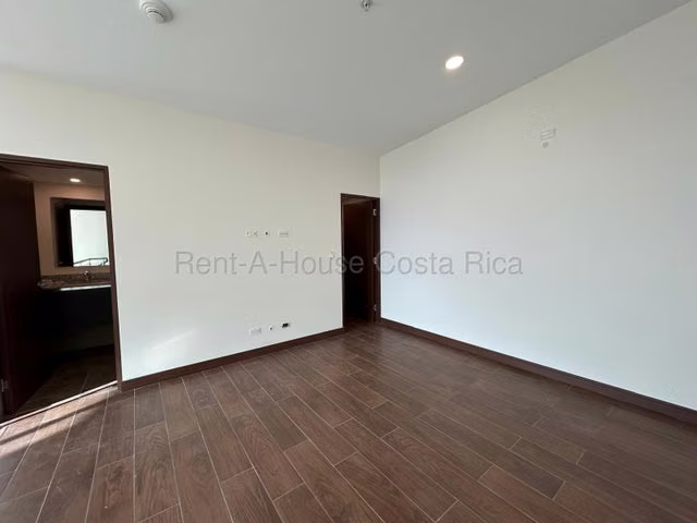 Venta de PENTHOUSE en Ulloa-Heredia. 26-1805 - Imagen 12