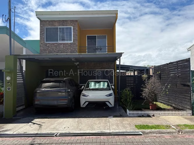 Venta de Casa AMUEBLADA en Condominio Nobleza de Coris, El Guarco-El Tejar. RAH 27-437