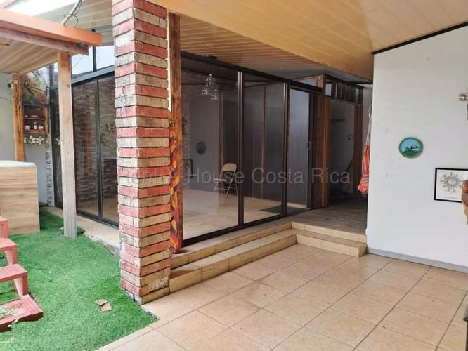 Venta de Casa en Mercedes Norte de Heredia. RAH 27-404 - Imagen 3