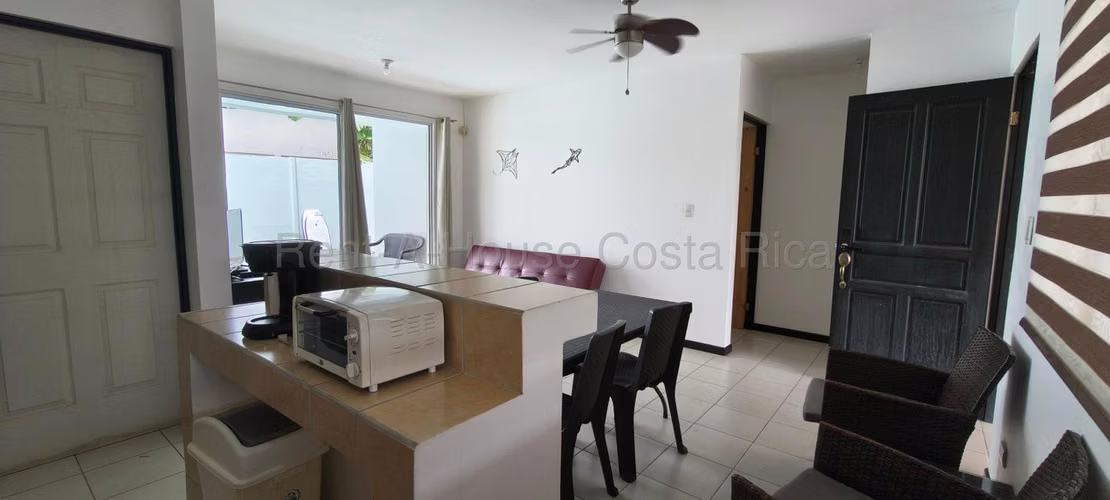 Venta de Casa Semi-Amueblada en Jacó, Garabito. RAH 27-407 - Imagen 3