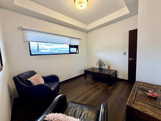 Casa contemporánea en venta en Tierra del Este, Curridabat - Imagen 4