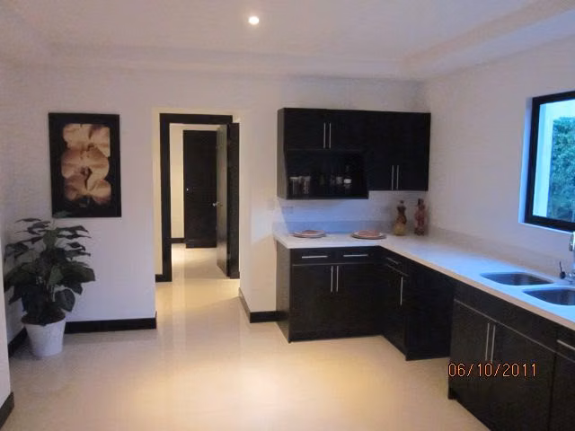 268 / Alquiler / Casa / Grande y lujosa / Condominio Exclusivo - Imagen 5