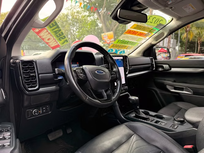 FORD EVEREST XLT-2023-AUTO-SHIFT TRONIC-7 PSJ- - Imagen 5
