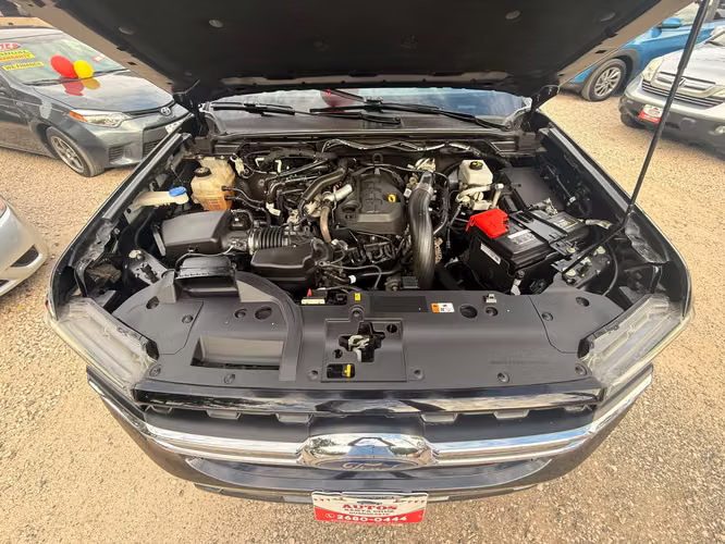 FORD EVEREST XLT-2023-AUTO-SHIFT TRONIC-7 PSJ- - Imagen 9