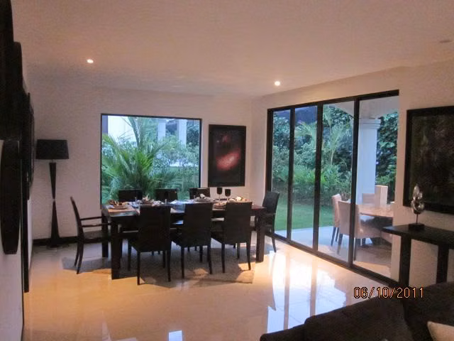 268A / Alquiler / Casa / Grande y lujosa / Condominio Exclusivo - Imagen 13