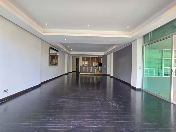 Apartamento en 1er nivel con terraza grande en Bello Horizonte Escazú - Imagen 11