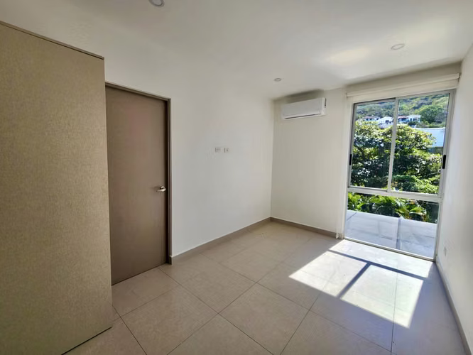 ALQUILER DE CASA EN CONDOMINIO VISTAS DE SANTA ANA, RIO ORO - Imagen 19