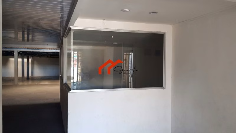 Alquiler de BODEGA COMERCIAL/OFIBODEGA EN ALQUILER, 750 m², San Francisco de Dos Ríos - Imagen 2