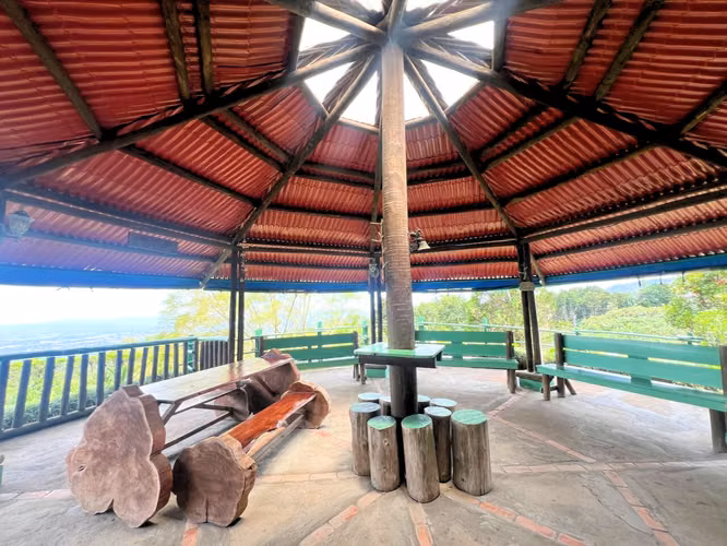 Casa de Montaña en 20.000 m² | Ríos, Vista al Valle y Chalet | Barva - Imagen 16