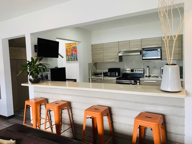 SE ALQUILA Casa amueblada. Condominio. Escazú AV - Imagen 15