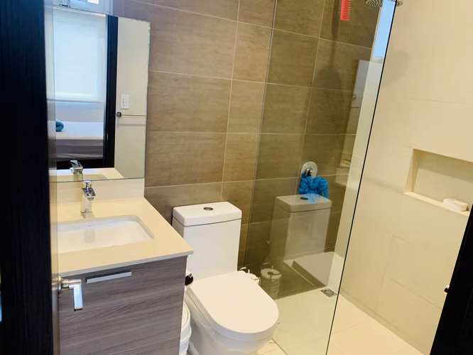 SE ALQUILA Casa amueblada. Condominio. Escazú AV - Imagen 18