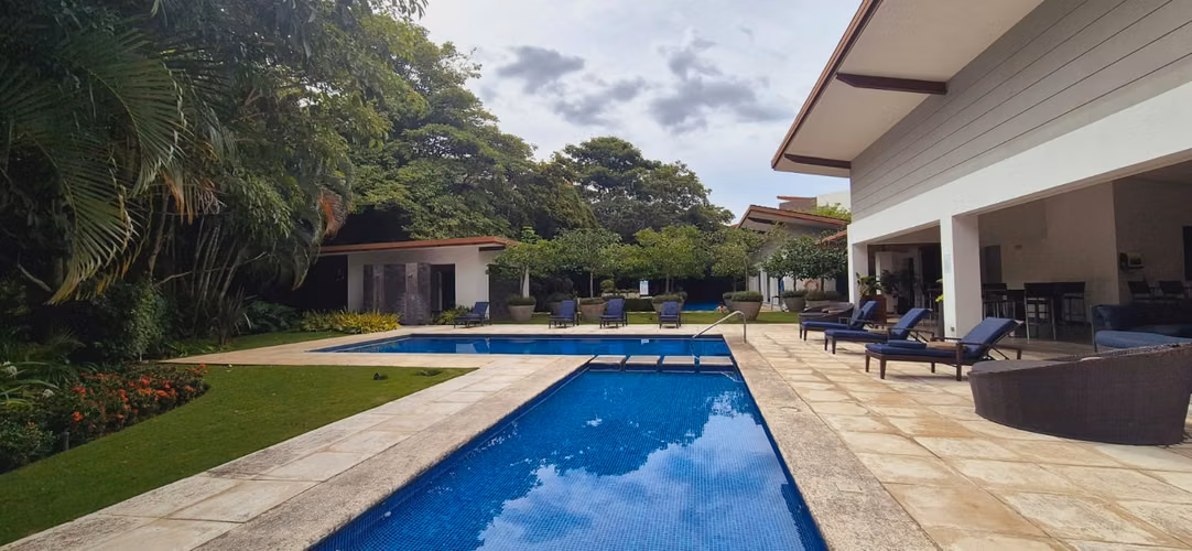 MODERNO APARTAMENTO  2HAB EN ALQUILER | DISTRITO CUATRO – ESCAZÚ - Imagen 15