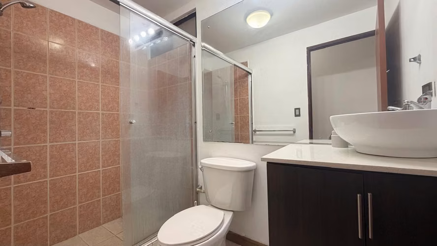 Se alquila hermoso apartamento de 3 habitaciones en la Uruca! - Imagen 7