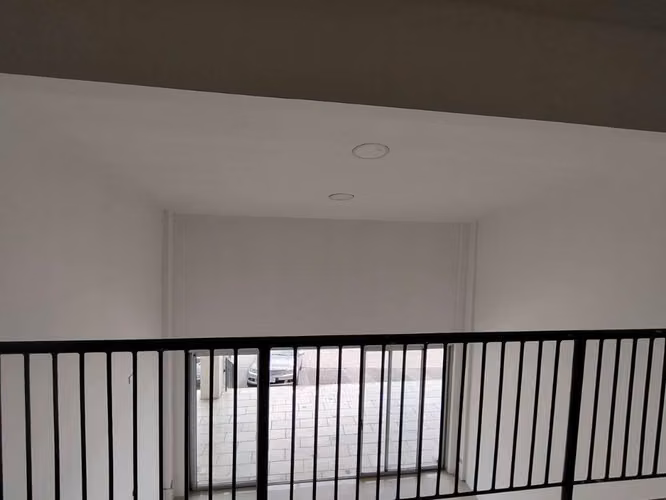 Local Comercial Santa Ana 60m2- parqueo - Imagen 5