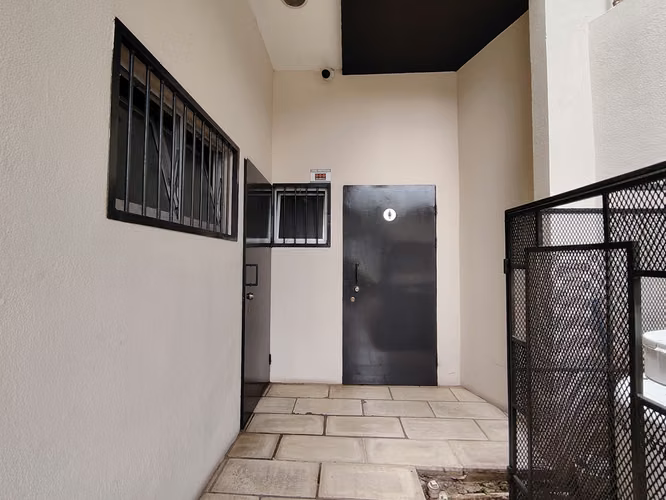 Local Comercial Santa Ana 60m2- parqueo - Imagen 7