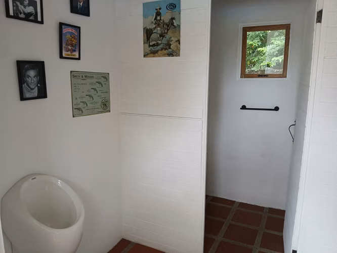 CASA CON CABINA ADICIONAL SE VENDE EN ATENAS CENTRO, ALAJUELA - Imagen 8