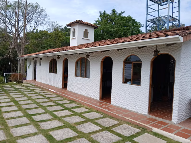 CASA CON CABINA ADICIONAL SE VENDE EN ATENAS CENTRO, ALAJUELA - Imagen 3