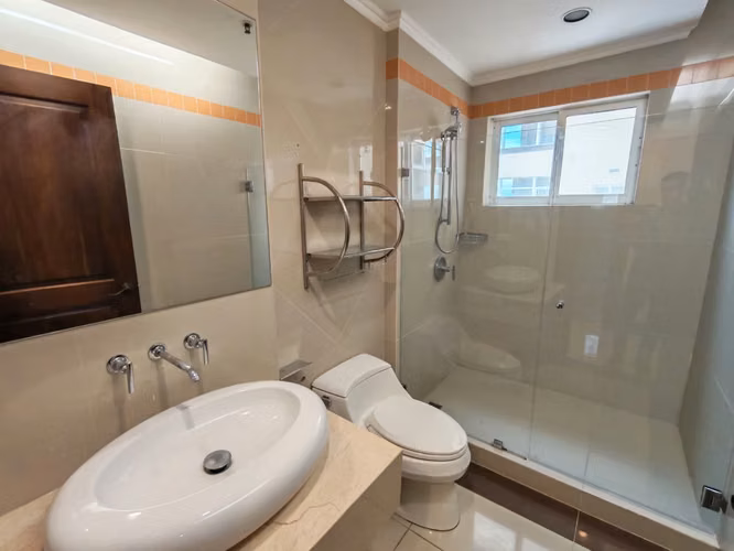 Se alquila hermoso apartamento en Sabana Sur. - Imagen 11