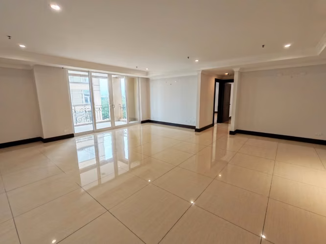 Se alquila hermoso apartamento en Sabana Sur.