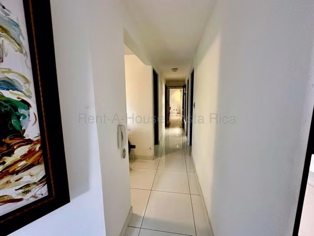 Venta de Propiedad Comercial/Oficina/APTO  en San Pablo de Heredia RZ