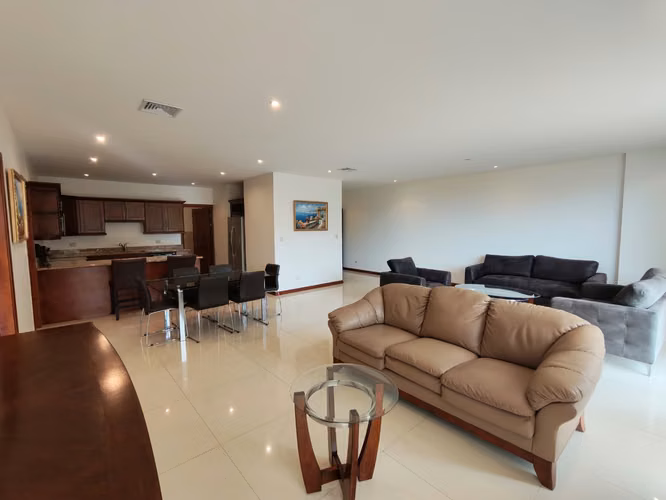 Se alquila apartamento amoblado en San Rafael de Escazú. - Imagen 2