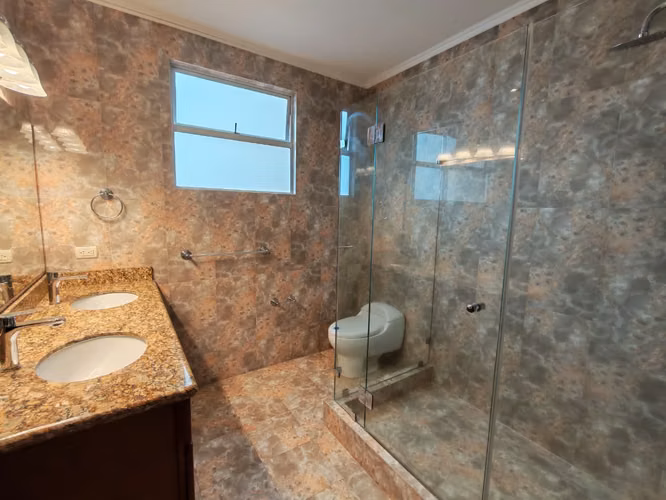 Se alquila apartamento amoblado en San Rafael de Escazú. - Imagen 16
