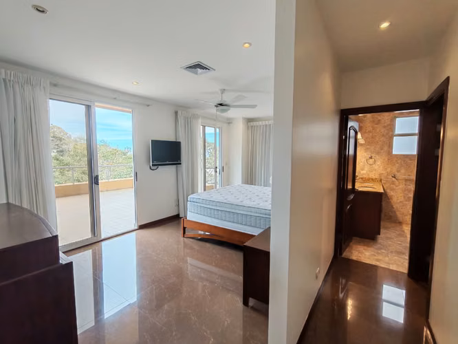 Se alquila apartamento amoblado en San Rafael de Escazú. - Imagen 8