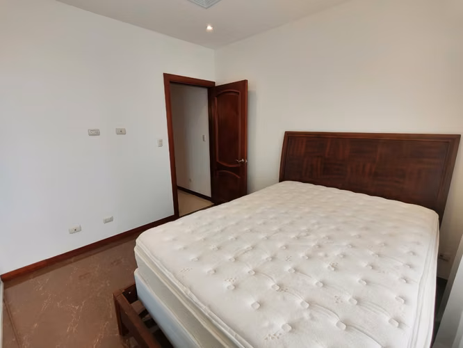 Se alquila apartamento amoblado en San Rafael de Escazú. - Imagen 14